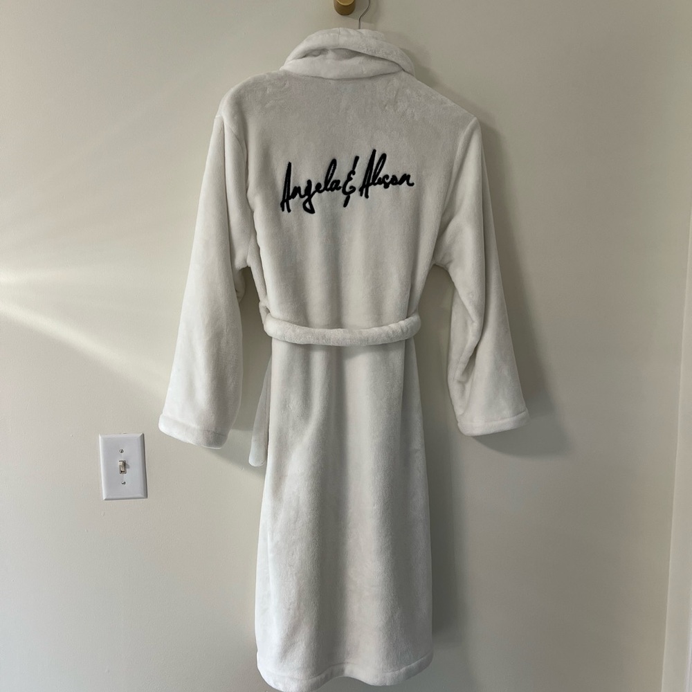 Angela & Alison prom White Plush Robe